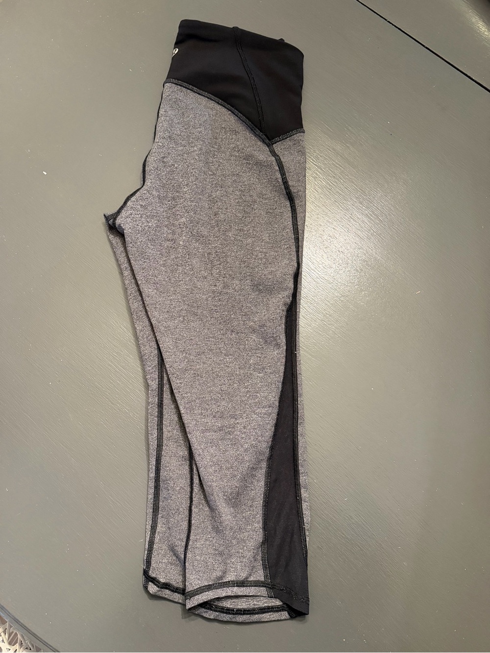 Women’s Gray & Black Active Leggings